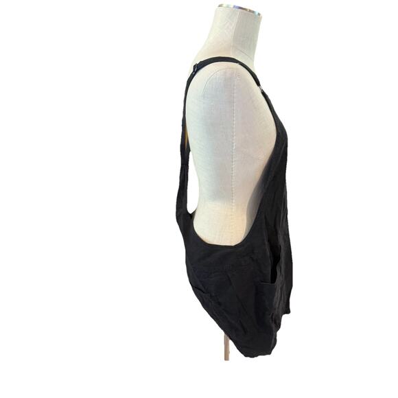 Torrid RomperWomens Size 2 2X. Black Crossback Adjustable Wide Strap Pockets - Picture 3 of 9